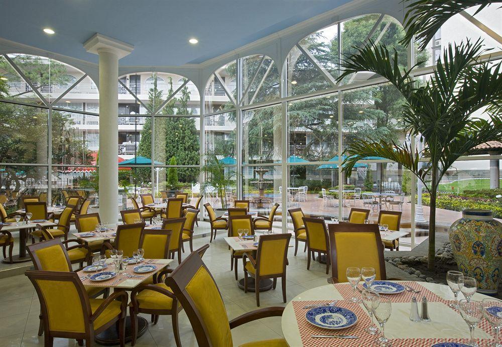 Hotel Krystal Satelite Maria Barbara Tlalnepantla  Restauracja zdjęcie